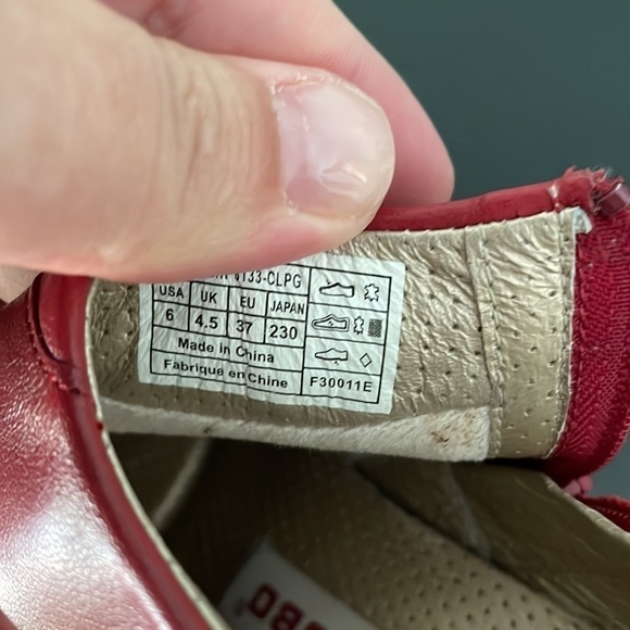 Tsubo Cuscus Pleated Red Leather Ankle booties - Picture 5 of 5